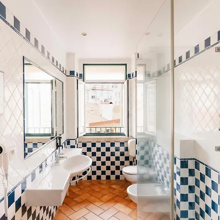 Saturdays * Лиссабон